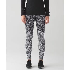 Lululemon Wunder Under High Rise Pant 12 Black White Graphic Print Luxtreme